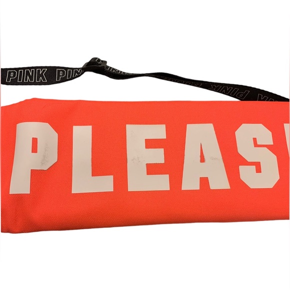 PINK VICTORIA’S SECRET BEACH PLEASE INSULATED 6 PACK COOLER CROSSBODY STRAP - Picture 4 of 8